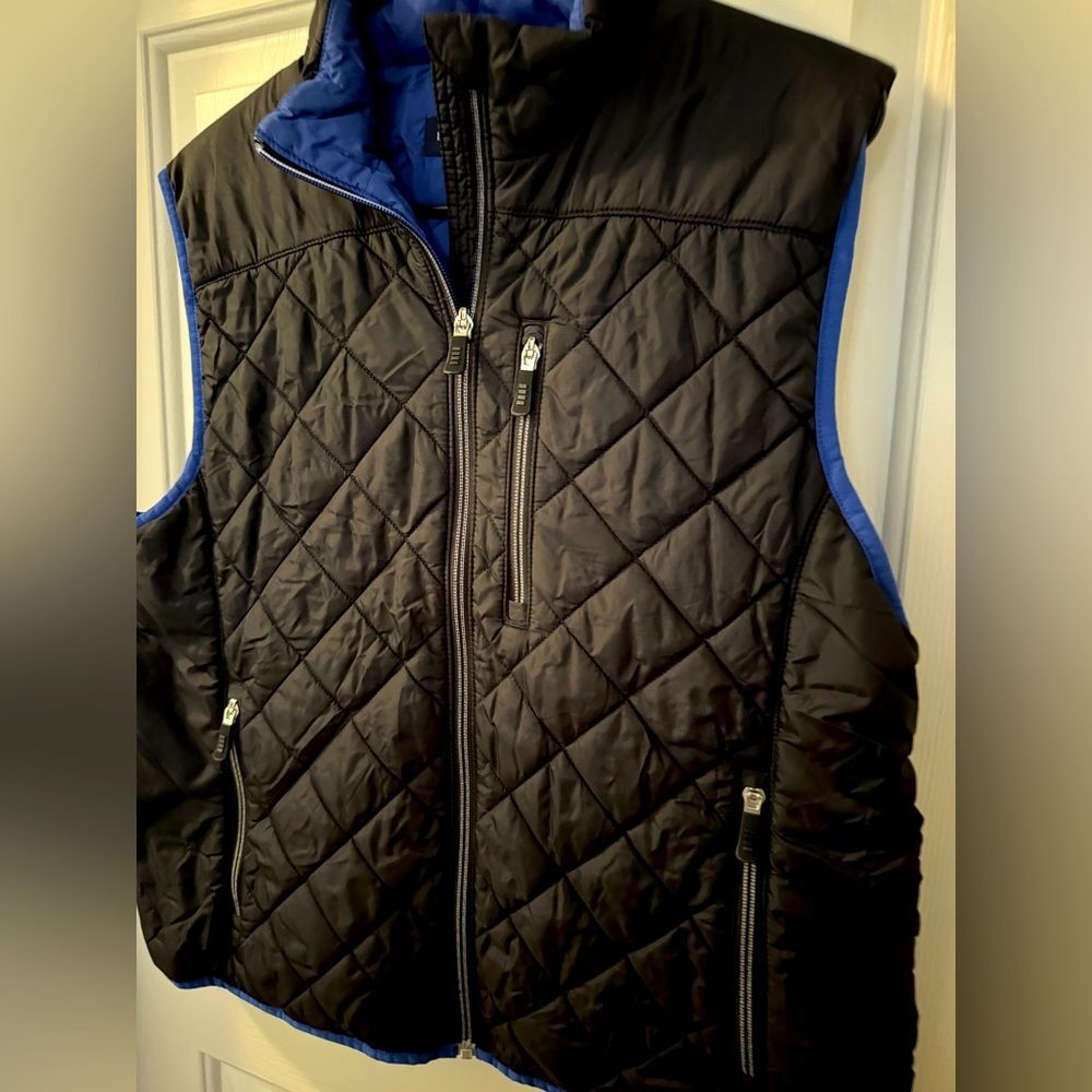 Lands’ End Size Large kids 14-16 vest in black & blue